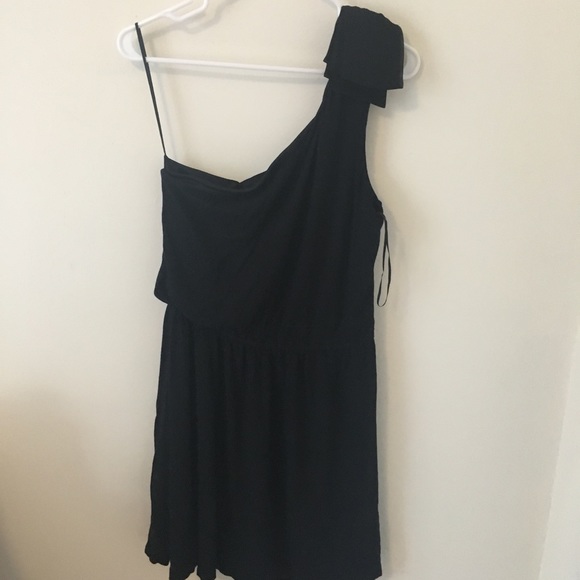 Express Dress - Picture 1 of 4